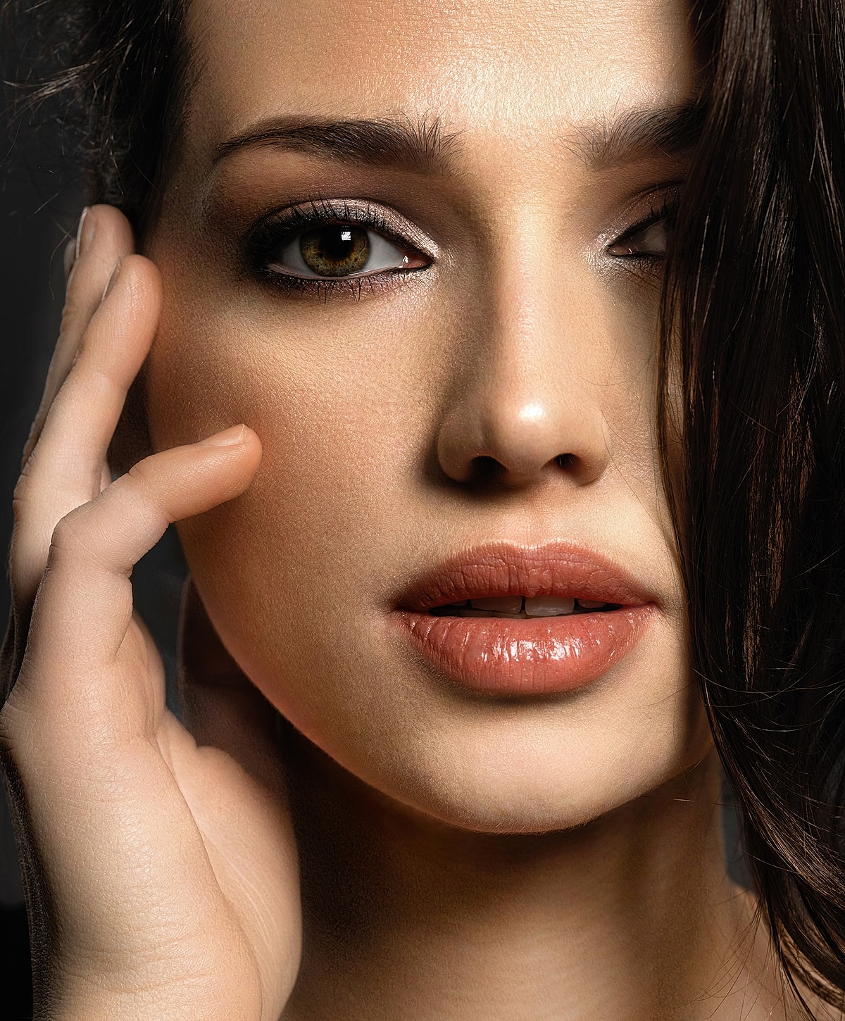 Bakersfield Lip Filler model with brown hair.